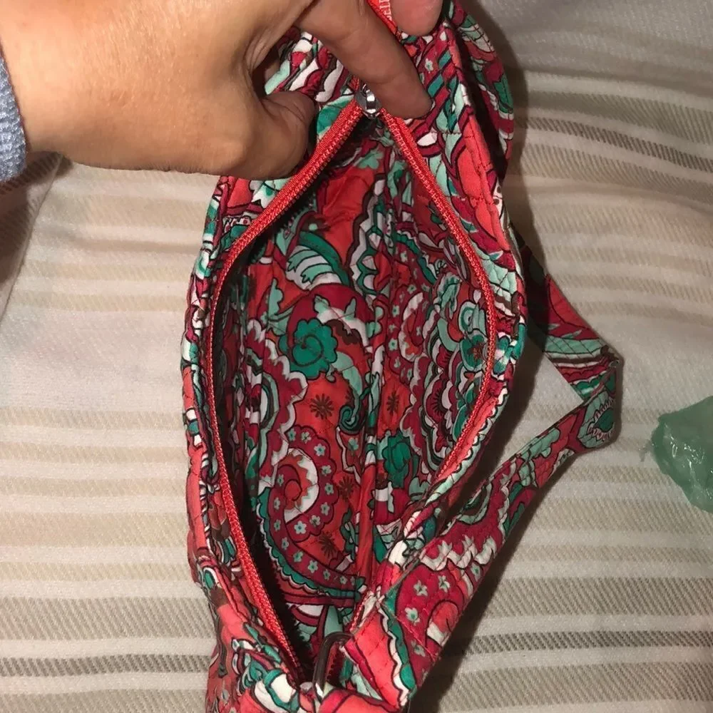 Bella Taylor Paisley Quilted Coral Green White Small Shoulder Hobo Bag Purse